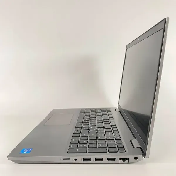 Ноутбук Dell Latitude 5521 / 15.6" (1920x1080) IPS / Intel Core i5-11500H (6 (12) ядер по 2.4 - 4.6 GHz) / 16 GB DDR4 / 512 GB SSD / nVidia GeForce MX450, 2 GB GDDR5, 64-bit / WebCam / HDMI - Зображення 5
