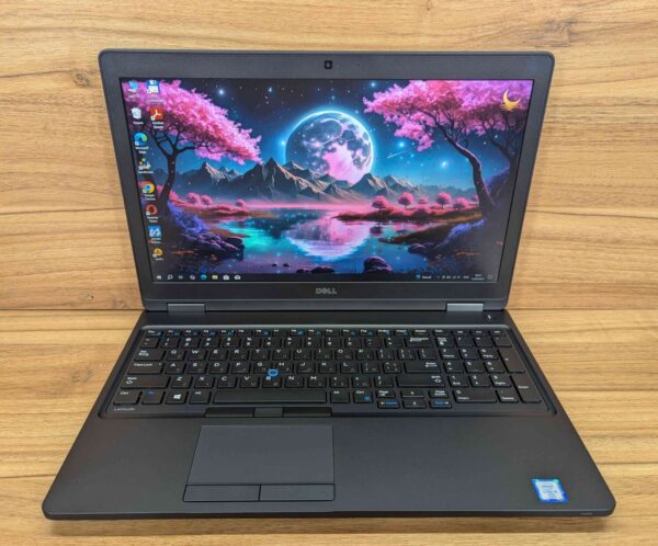 Ноутбук Dell Latitude 5580 / 15.6" (1920x1080) IPS / Intel Core i5-6300U (2 (4) ядра по 2.4 - 3.0 GHz) / 24 GB DDR4 / 512 GB SSD / Intel HD Graphics 520 / WebCam / Windows 10 - Зображення 2