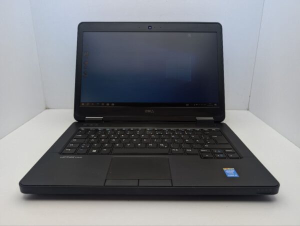 Ноутбук Dell Latitude E5440 / 14" (1366x768) TN / Intel Core i5-4310U (2 (4) ядра по 2.0 - 3.0 GHz) / 8 GB DDR3 / 120 GB SSD / Intel HD Graphics 5500 / WebCam - Зображення 2
