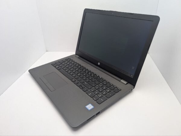 Ноутбук HP 250 G6 / 15.6" (1920x1080) IPS / Intel Core i5-7200U (2 (4) ядра по 2.5 - 3.1 GHz) / 8 GB DDR4 / 256 GB SSD / Intel HD Graphics 620 / WebCam / DVD-ROM - Зображення 6
