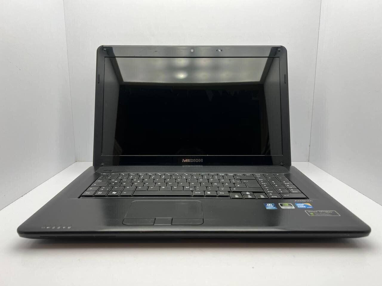 Ноутбук Medion Akoya P7618 / 17.3" (1600x900) TN / Intel Core i5-480M (2 (4) ядра по 2.66 - 2.93 GHz) / 4 GB DDR3 / 1000 GB HDD / nVidia GeForce GT 540M, 1 GB GDDR3, 128-bit / WebCam / АКБ відсутня - Зображення 2
