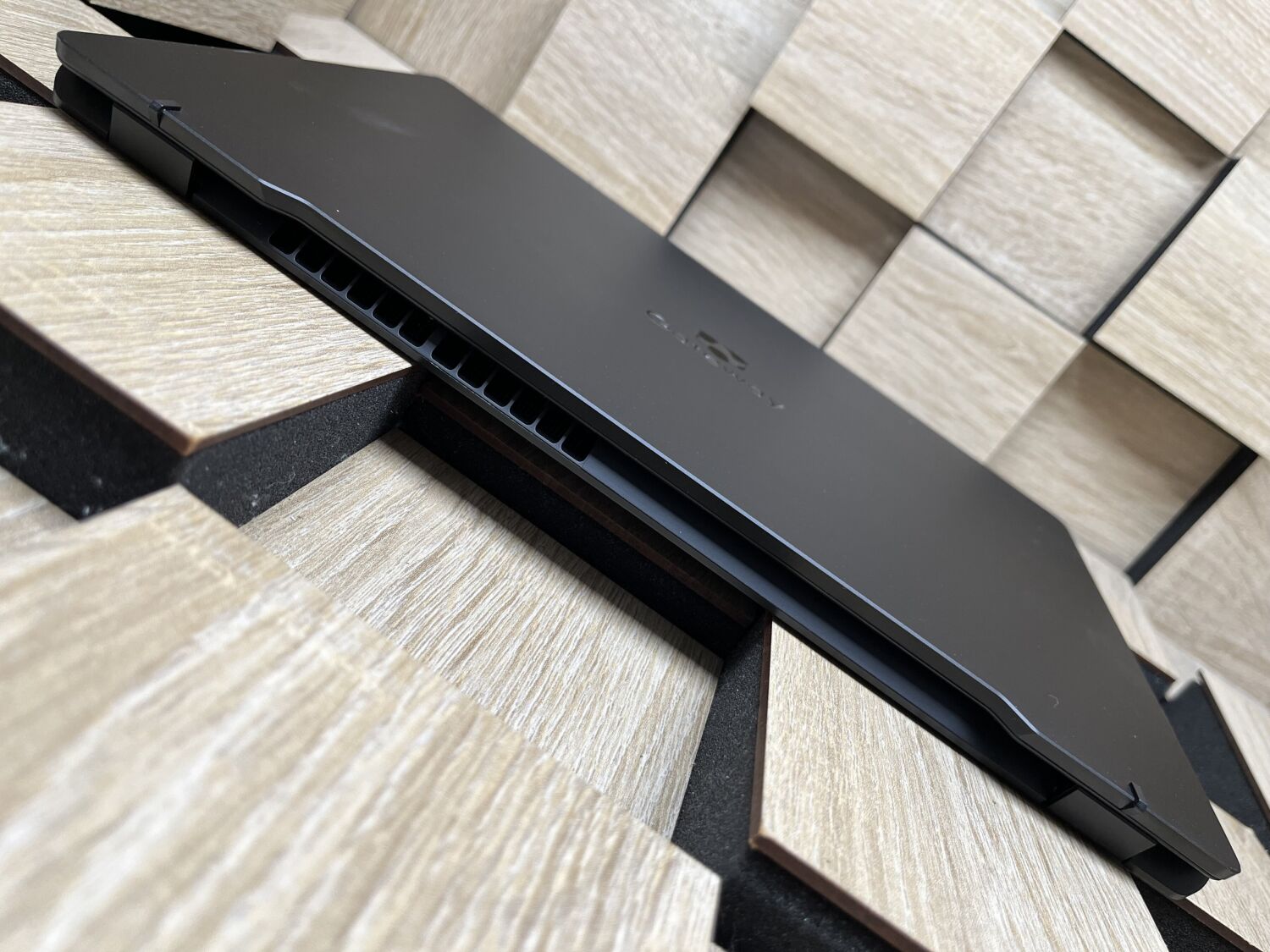 Ультрабук Б-клас Gateway GWTC71427-BK / 14.1" (1920x1080) IPS Touch / Intel Core i7-1255U (10 (12) ядер по 2.8 - 4.7 GHz) / 8 GB DDR4 / 512 GB SSD M.2 / Intel UHD Graphics / WebCam / Fingerprint - Зображення 7