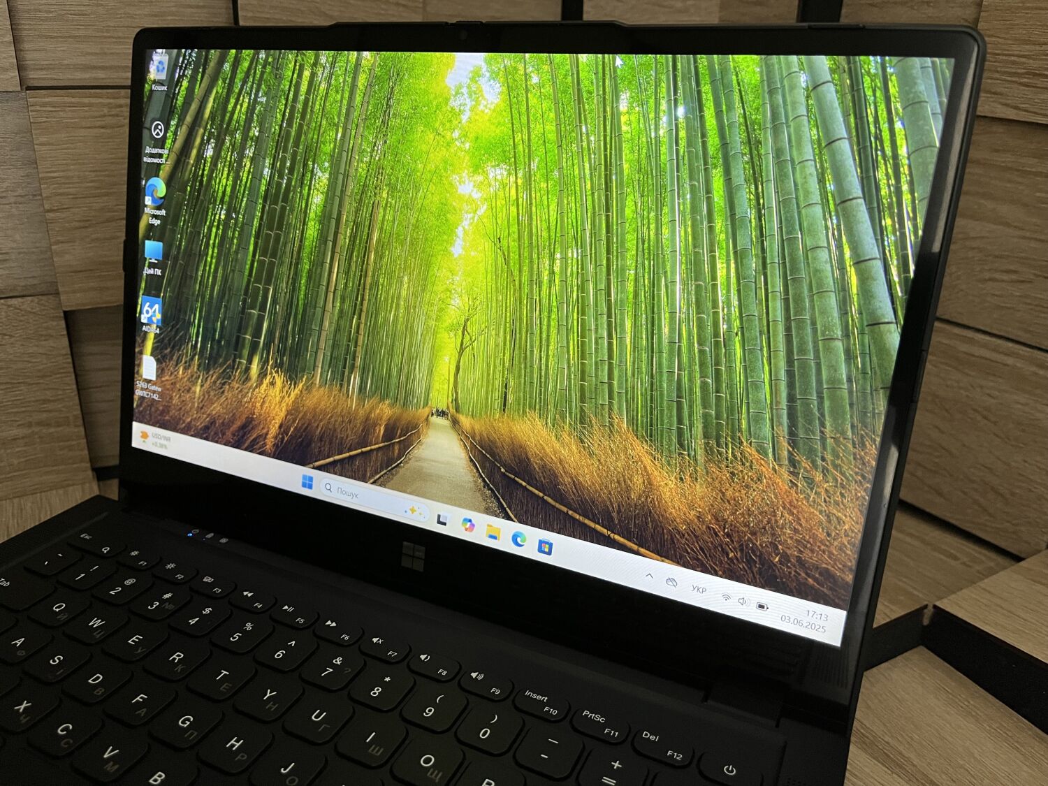 Ультрабук Б-клас Gateway GWTC71427-BK / 14.1" (1920x1080) IPS Touch / Intel Core i7-1255U (10 (12) ядер по 2.8 - 4.7 GHz) / 8 GB DDR4 / 512 GB SSD M.2 / Intel UHD Graphics / WebCam / Fingerprint - Зображення 3