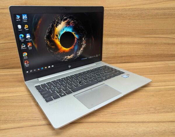 Ультрабук Б-клас HP EliteBook 840 G6 / 14" (1920x1080) IPS / Intel Core i5-8265U (4 (8) ядра по 1.6 - 3.9 GHz) / 8 GB DDR4 / 256 GB SSD / Intel UHD Graphics 620 / WebCam / TouchID / Windows 10 - Зображення 4