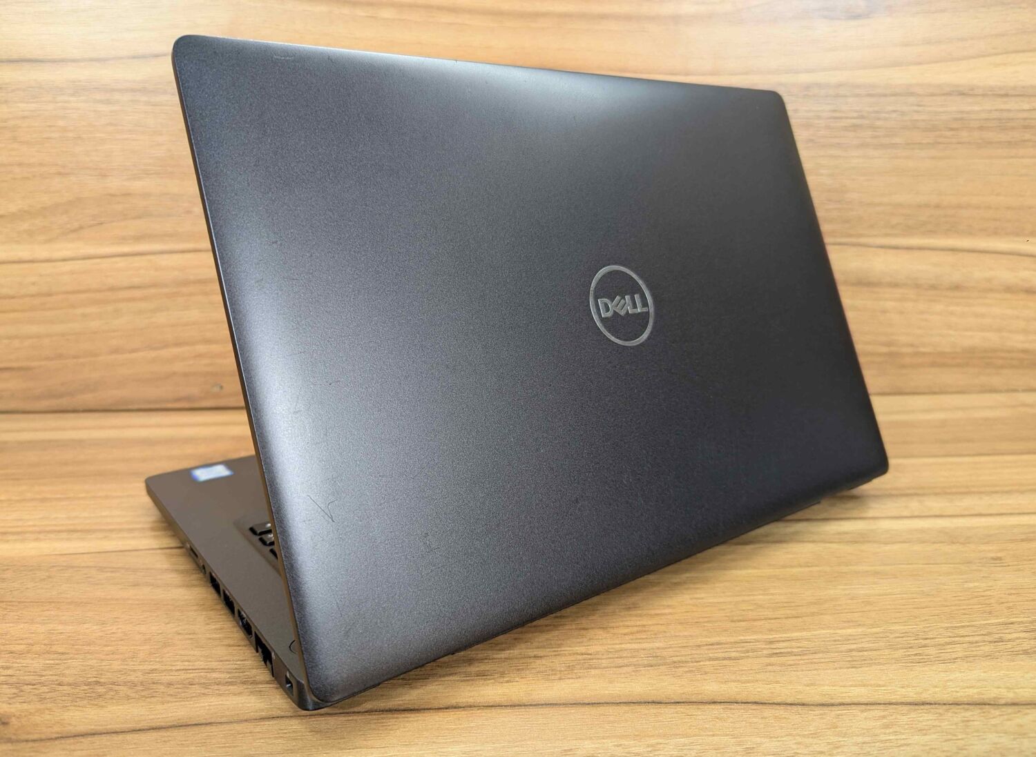Ультрабук Dell Latitude 5400 / 14" (1920x1080) IPS / Intel Core i5-8365U (4 (8) ядра по 1.6 - 4.1 GHz) / 16 GB DDR4 / 512 GB SSD / Intel UHD Graphics / WebCam / HDMI / Windows 10 - Зображення 7
