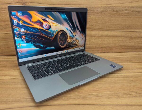 Ультрабук Dell Latitude 5430 / 14" (1920x1080) IPS / Intel Core i5-1245U (10 (12) ядер по 1.2 - 4.4 GHz) / 32 GB DDR4 / 1000 GB SSD / Intel Iris Xe Graphics / WebCam / HDMI / Windows 11 - Зображення 4