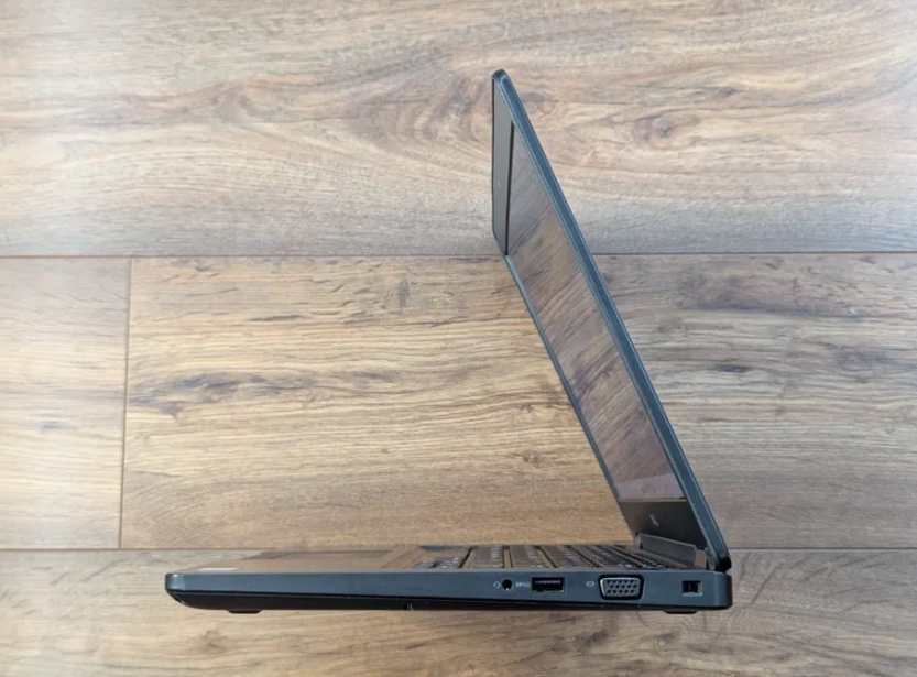 Ультрабук Dell Latitude 5480 / 14" (1366x768) TN / Intel Core i5-7300HQ (4 ядра по 2.5 - 3.5 GHz) / 8 GB DDR4 / 256 GB SSD / Intel HD Graphics 630 / WebCam - Зображення 4