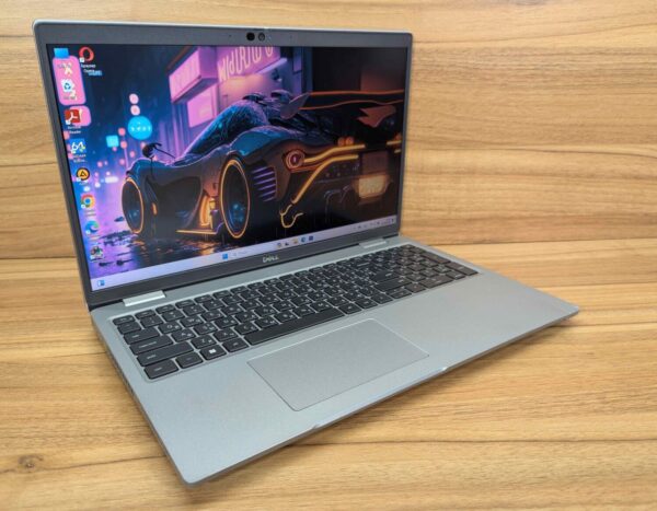 Ультрабук Dell Latitude 5520 / 15.6" (1920x1080) IPS / Intel Core i5-1145G7 (4 (8) ядра по 2.6 - 4.4 GHz) / 16 GB DDR4 / 512 GB SSD / Intel Iris Xe Graphics / WebCam / HDMI / Windows 10 - Зображення 4