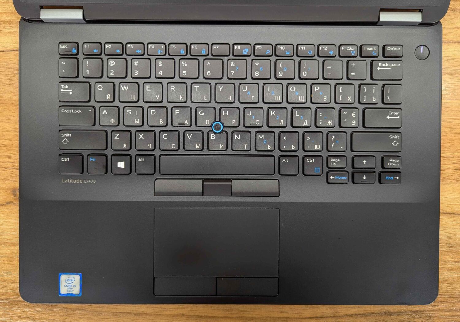 Ультрабук Dell Latitude E7470 / 14" (1920x1080) IPS / Intel Core i5-6300U (2 (4) ядра по 2.4 - 3.0 GHz) / 8 GB DDR4 / 256 GB SSD / Intel HD Graphics 520 / HDMI / Windows 10 - Зображення 3