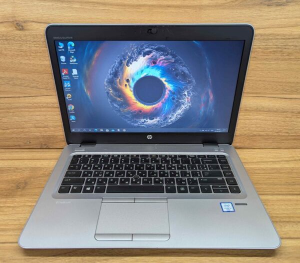 Ультрабук HP EliteBook 840 G3 / 14" (1366x768) TN / Intel Core i5-6200U (2 (4) ядра по 2.3 - 2.8 GHz) / 8 GB DDR4 / 240 GB SSD / Intel HD Graphics 520 / WebCam / TouchID / Windows 10 - Зображення 2