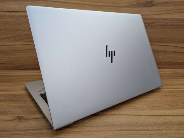Ультрабук HP EliteBook 850 G6 / 15.6" (1920x1080) IPS / Intel Core i7-8565U (4 (8) ядра по 1.8 - 4.6 GHz) / 16 GB DDR4 / 512 GB SSD / Intel UHD Graphics / TouchID / WebCam / Windows 10 - Зображення 7