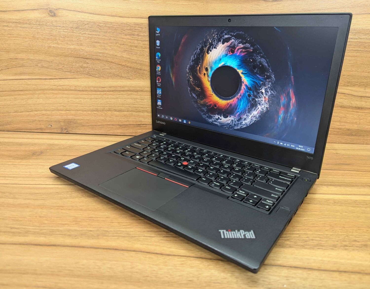 Ультрабук Lenovo ThinkPad T470 / 14" (1366x768) TN / Intel Core i5-7200U (2 (4) ядра по 2.5 - 3.1 GHz) / 8 GB DDR4 / 240 GB SSD / Intel HD Graphics 520 / WebCam / TouchID / Windows 10 - Зображення 5