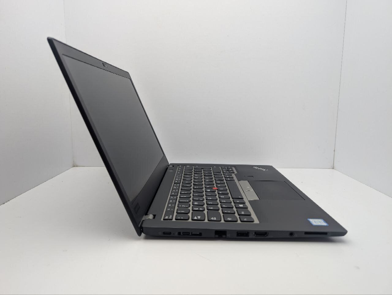 Ультрабук Lenovo ThinkPad T480s / 14" (1920x1080) IPS / Intel Core i7-8550U (4 (8) ядра по 1.8 - 4.0 GHz) / 8 GB DDR4 / 512 GB SSD M.2 / Intel UHD Graphics 620 / WebCam - Зображення 4