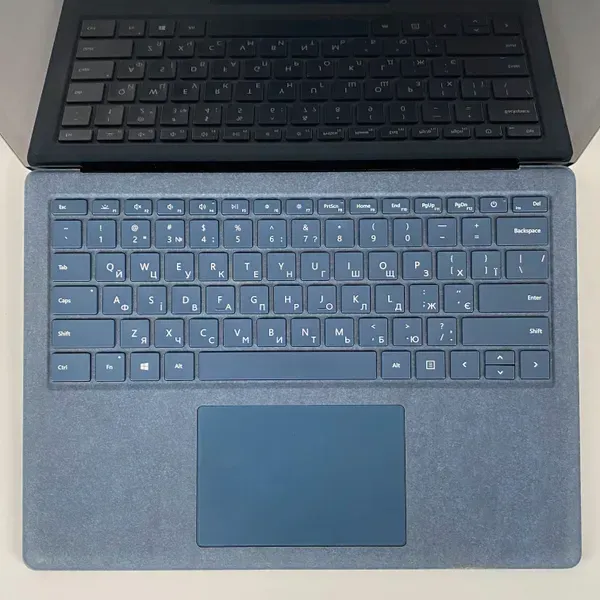 Ультрабук Microsoft Surface Laptop 3 / 13.5" (2256x1504) IPS Touch / Intel Core i5-1035G7 (4 (8) ядра по 1.2 - 3.7 GHz) / 8 GB DDR4 / 256 GB SSD / Intel Iris Plus Graphics / WebCam / USB Type-C - Зображення 3