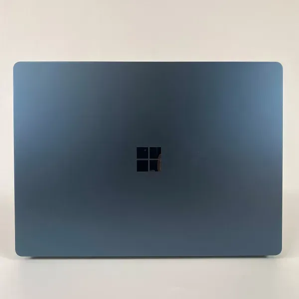 Ультрабук Microsoft Surface Laptop 3 / 13.5" (2256x1504) IPS Touch / Intel Core i5-1035G7 (4 (8) ядра по 1.2 - 3.7 GHz) / 8 GB DDR4 / 256 GB SSD / Intel Iris Plus Graphics / WebCam / USB Type-C - Зображення 7