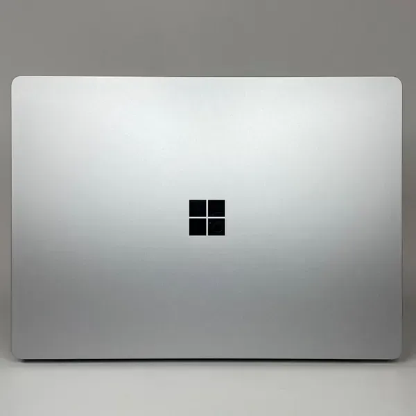 Ультрабук Microsoft Surface Laptop 4 / 13.5" (2256x1504) IPS Touch / AMD Ryzen 5 4680U (6 (12) ядер по 2.2 - 4.0 GHz) / 8 GB DDR4 / 256 GB SSD / AMD Radeon RX Vega 7 / WebCam / USB Type-C - Зображення 7