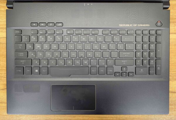 Ігровий ноутбук Asus ROG GU501GM / 15.6" (1920x1080) IPS / Intel Core i7-8750H (6 (12) ядер по 2.2 - 4.1 GHz) / 32 GB DDR4 / 256 GB SSD + 1000 GB HDD / nVidia GeForce GTX 1060, 6 GB GDDR5, 192-bit / WebCam / Windows 10 - Зображення 2