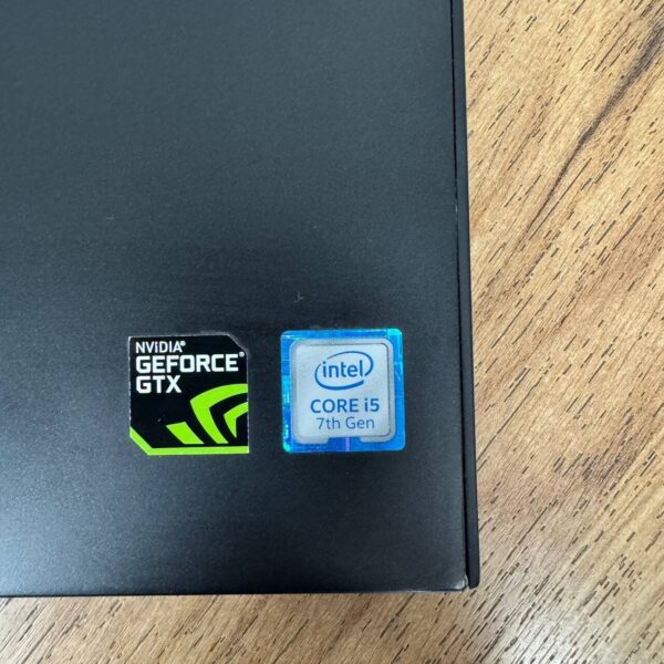 Ігровий ноутбук Б-клас Dell Inspiron 15 Gaming 7567 / 15.6" (1920x1080) IPS / Intel Core i5-7300HQ (4 ядра по 2.5 - 3.5 GHz) / 16 GB DDR4 / 128 GB SSD M.2 + 1000 GB HDD / nVidia GeForce GTX 1050, 4 GB GDDR5, 128-bit / WebCam - Зображення 8