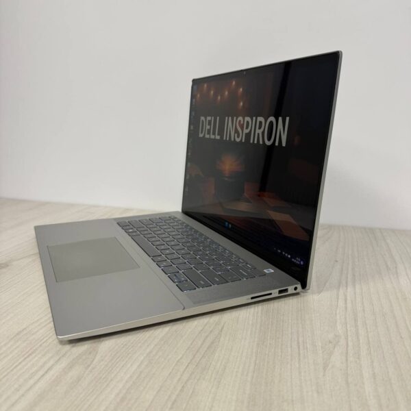 Ноутбук Б-клас Dell Inspiron 16 5620 / 16" (1920x1200) IPS Touch / Intel Core i7-1260U (10 (12) ядер по 1.1 - 4.7 GHz) / 16 GB DDR4 / 512 GB SSD NVMe / nVidia GeForce MX570 A, 2 GB GDDR6, 64-bit / WebCam - Зображення 5