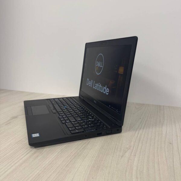 Ігровий ноутбук Dell Latitude 5591 / 15.6" (1920x1080) IPS / Intel Core i7-8850H (6 (12) ядер по 2.6 - 4.3 GHz) / 16 GB DDR4 / 512 GB SSD NVMe / nVidia GeForce MX130, 2GB DDR5, 64-bit / WebCam - Зображення 5