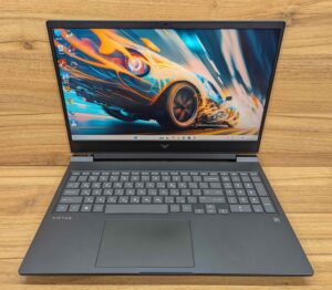 Ігровий ноутбук HP Victus 16-r0073cl / 16" (1920x1080) IPS / Intel Core i7-13700HX (16 (24) ядер по 1.5 - 5.0 GHz) / 32 GB DDR5 / 1000 GB SSD / nVidia GeForce RTX 4060, 8 GB GDDR6, 128-bit / WebCam / Windows 11