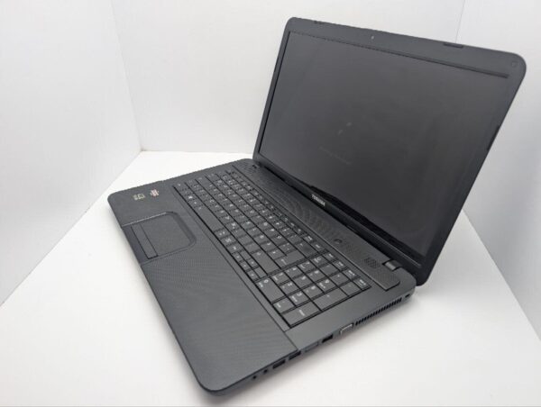 Ноутбук Toshiba Satellite C870D / 17.3" (1600x900) TN / AMD E1-1200 (2 ядра по 1.4 GHz) / 6 GB DDR3 / 120 GB SSD / AMD Radeon HD 7330, 1 GB GDDR3, 64-bit / WebCam - Зображення 7