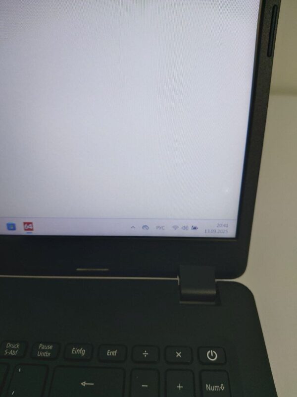 Ноутбук Б-клас Acer Aspire 3 A315-54 / 15.6" (1920x1080) TN / Intel Core i5-10210U (4 (8) ядра по 1.6 - 4.2 GHz) / 8 GB DDR4 / 256 GB SSD M.2 / Intel UHD Graphics / WebCam - Зображення 3