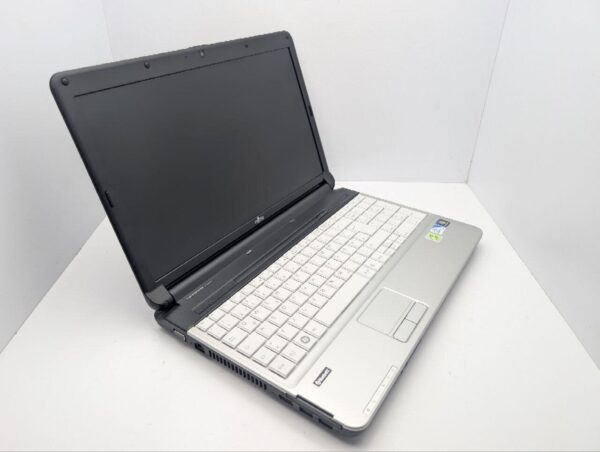 Ноутбук Fujitsu Lifebook A530 / 15" (1366x768) TN / Intel Core i3-370M (2 (4) ядра по 2.4 GHz) / 6 GB DDR3 / 120 GB SSD / Intel HD Graphics / WebCam / DVD-ROM - Зображення 6