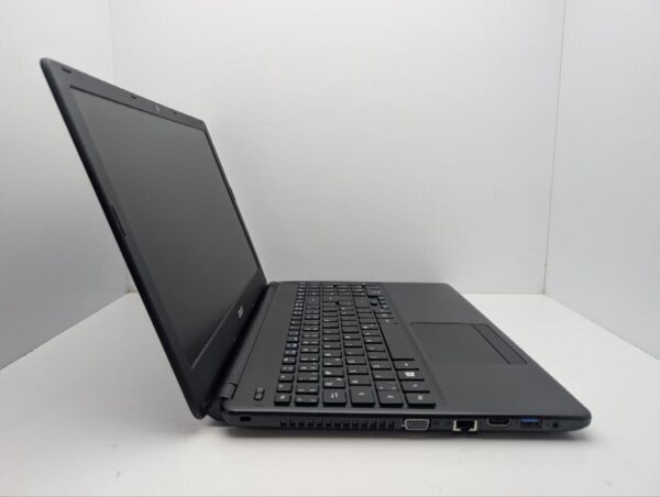 Ноутбук Acer Aspire E1-530 / 15.6" (1366x768) TN / Intel Pentium 2117U (2 ядра по 1.8 GHz) / 8 GB DDR3 / 320 GB HDD / Intel HD Graphics / WebCam / DVD-ROM - Зображення 4