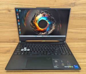 Ігровий ноутбук Asus TUF Dash F15 FX512ZR / 15.6" (1920x1080) IPS / Intel Core i7-12650H (10 (16) ядер по 3.5 - 4.7 GHz) / 16 GB DDR4 / 512 GB SSD / nVidia GeForce RTX 3070, 8 GB GDDR6, 256-bit / WebCam / Windows 11