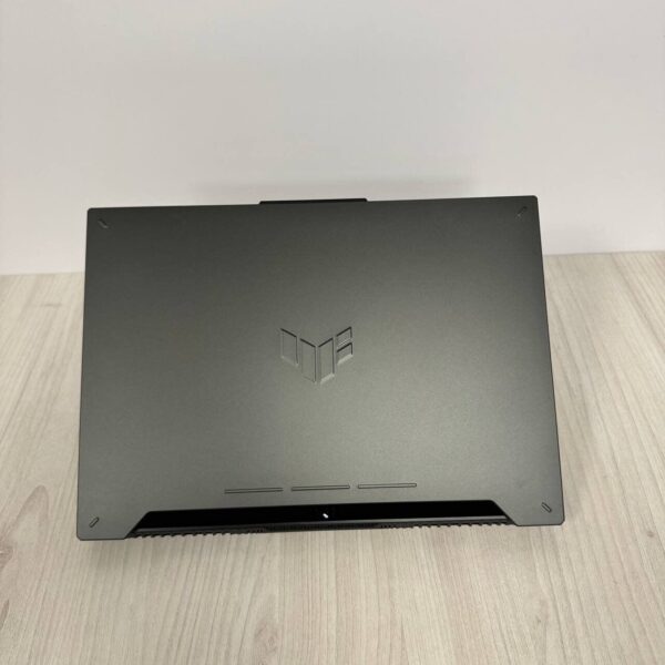 Ігровий ноутбук Asus TUF Gaming A15 FA507NU / 15.6" (1920x1080) IPS / AMD Ryzen 5 7535HS (6 (12) ядер по 3.3 - 4.55 GHz) / 16 GB DDR5 / 512 GB SSD NVMe / nVidia GeForce RTX 4050, 6 GB GDDR6, 96-bit / WebCam - Зображення 3