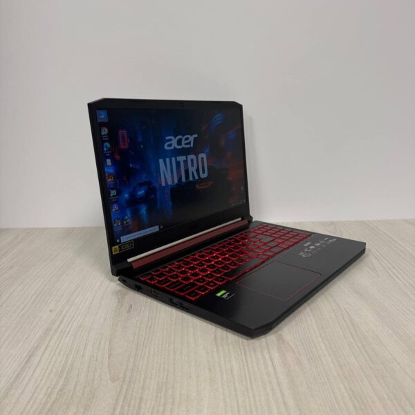 Ігровий ноутбук Б-клас Acer Nitro 5 AN515-43 / 15.6" (1920x1080) IPS / AMD Ryzen 5 3550H (4 (8) ядра по 2.1 - 3.7 GHz) / 16 GB DDR4 / 256 GB SSD NVMe + 1000 GB HDD / nVidia GeForce GTX 1650, 4 GB GDDR6, 128-bit / WebCam - Зображення 4