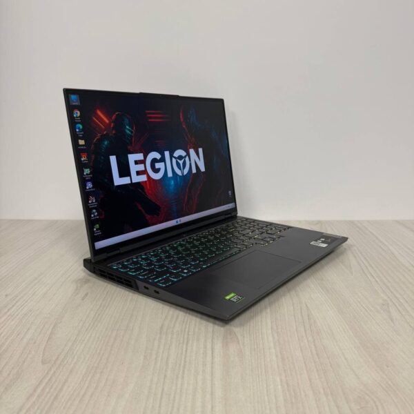 Ігровий ноутбук Б-клас Lenovo Legion 5 Pro 16ARH7H / 16" (2560x1600) IPS / AMD Ryzen 7 6800H (8 (16) ядер по 3.2 - 4.7 GHz) / 16 GB DDR5 / 1000 GB SSD NVMe / nVidia GeForce RTX 3070 Ti, 8 GB GDDR6, 256-bit / WebCam - Зображення 4