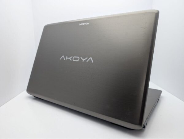 Ноутбук Medion Akoya E7226 / 17.3" (1600x900) TN / Intel Celeron N2930 (4 ядра по 1.83 - 2.16 GHz) / 8 GB DDR3 / 120 GB SSD / Intel HD Graphics / WebCam / АКБ не тримає - Зображення 8
