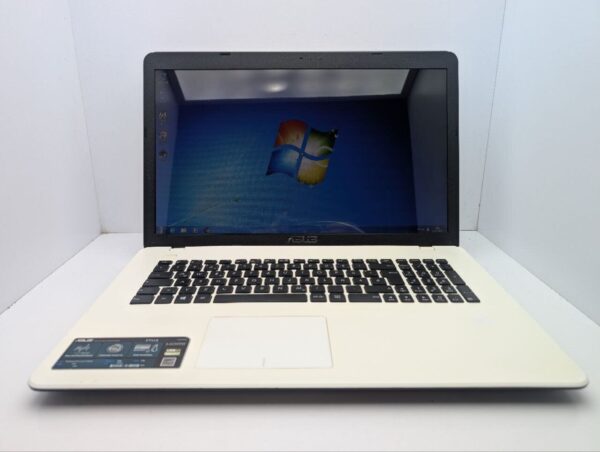 Ноутбук Asus F751S / 17.3” (1600x900) TN / Intel Pentium N3710 (4 ядра по 1.6 - 2.56 GHz)/ 8 GB DDR3 / 1000 GB HDD / Intel HD Graphics / WebCam / DVD-ROM - Зображення 2