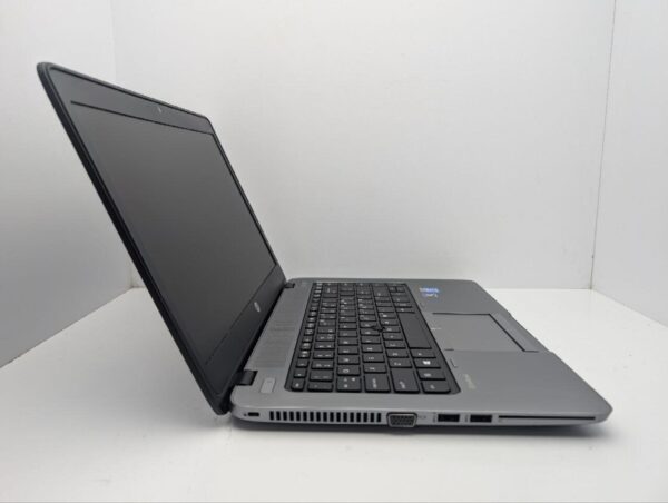 Ноутбук HP EliteBook 840 G2 / 14" (1366x768) TN / Intel Core i5-4300U (2 (4) ядра по 1.9 - 2.9 GHz) / 8 GB DDR3 / 240 GB SSD / Intel HD Graphics 4400 / WebCam - Зображення 4