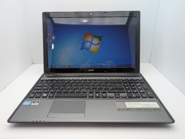 Ноутбук Acer Aspire 5755G / 15.6" (1366x768) TN / Intel Core i5-2450M (2 (4) ядра по 2.5 - 3.1 GHz) / 8 GB DDR3 / 1000 GB HDD / nVidia GeForce GT 630M, 1 GB GDDR5, 128-bit / WebCam / DVD-ROM - Зображення 2