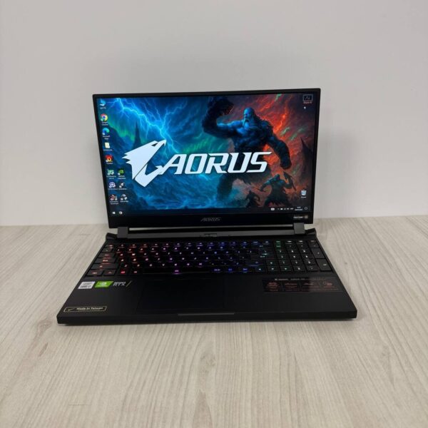 Ігровий ноутбук Б-клас Gigabyte Aorus 15G YC / 15.6" (1920x1080) IPS / Intel Core i7-10870H (8 (16) ядер по 2.2 - 5.0 GHz) / 16 GB DDR4 / 1000 GB SSD NVMe / nVidia GeForce RTX 3080, 16 GB GDDR6, 256-bit / WebCam - Зображення 2
