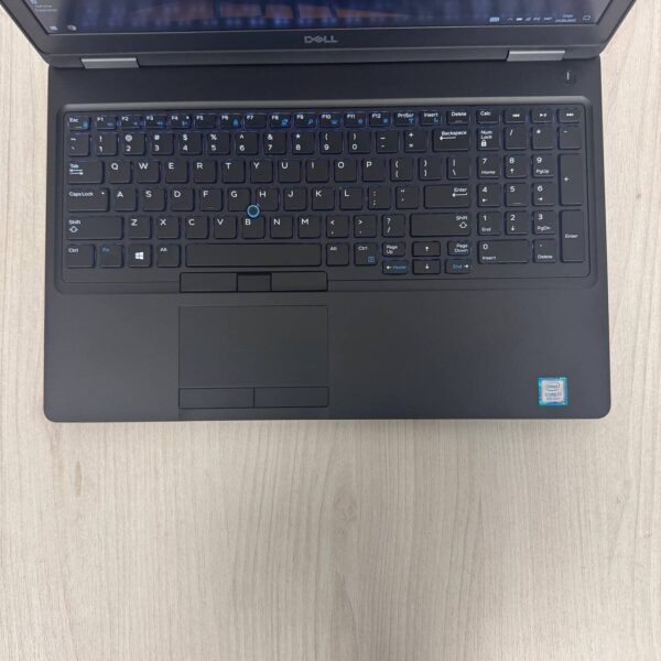 Ігровий ноутбук Dell Latitude 5591 / 15.6" (1920x1080) IPS / Intel Core i7-8850H (6 (12) ядер по 2.6 - 4.3 GHz) / 16 GB DDR4 / 512 GB SSD NVMe / nVidia GeForce MX130, 2GB DDR5, 64-bit / WebCam - Зображення 7