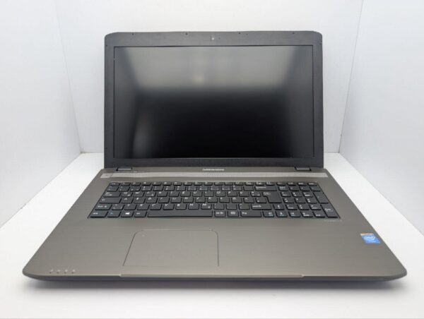 Ноутбук Medion Akoya E7226 / 17.3" (1600x900) TN / Intel Celeron N2930 (4 ядра по 1.83 - 2.16 GHz) / 8 GB DDR3 / 120 GB SSD / Intel HD Graphics / WebCam / АКБ не тримає - Зображення 3