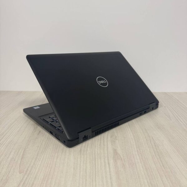 Ігровий ноутбук Dell Latitude 5591 / 15.6" (1920x1080) IPS / Intel Core i7-8850H (6 (12) ядер по 2.6 - 4.3 GHz) / 16 GB DDR4 / 512 GB SSD NVMe / nVidia GeForce MX130, 2GB DDR5, 64-bit / WebCam - Зображення 6