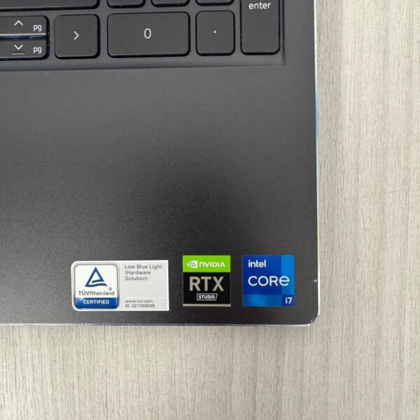 Ігровий ультрабук Б-клас Dell Vostro 15 7510 / 15.6" (1920x1080) IPS / Intel Core i7-11800H (8 (16) ядер по 2.3 - 4.6 GHz) / 16 GB DDR4 / 512 GB SSD NVMe / nVidia GeForce RTX 3050, 4 GB GDDR6, 128-bit / WebCam - Зображення 8