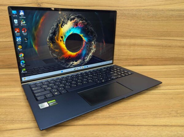 Ігровий ноутбук Asus ZenBook UX534F / 15.6" (1920x1080) IPS / Intel Core i7-10510U (4 (8) ядра по 1.8 - 4.9 GHz) / 16 GB DDR4 / 1000 GB SSD / nVidia GeForce GTX 1650, 4 GB GDDR5, 128-bit / WebCam / Windows 11 - Зображення 4