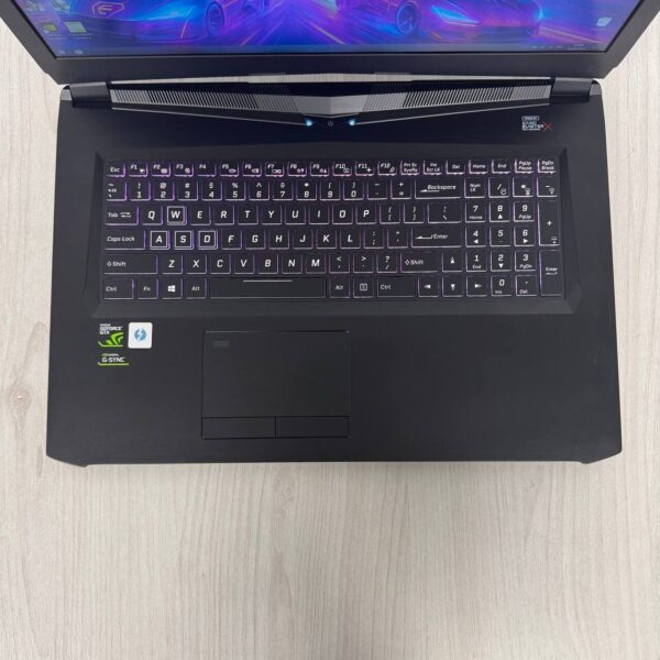 Ігровий ноутбук Eluktronics 17 PA17HP6 / 17.3" (2560x1440) IPS / Intel Core i7-7700HQ (4 (8) ядра по 2.8 - 3.8 GHz) / 16 GB DDR4 / 240 GB SSD NVMe / nVidia GeForce GTX 1070, 8 GB GDDR5, 256-bit / WebCam - Зображення 7