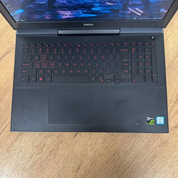 Ігровий ноутбук Б-клас Dell Inspiron 15 Gaming 7567 / 15.6" (1920x1080) IPS / Intel Core i5-7300HQ (4 ядра по 2.5 - 3.5 GHz) / 16 GB DDR4 / 128 GB SSD M.2 + 1000 GB HDD / nVidia GeForce GTX 1050, 4 GB GDDR5, 128-bit / WebCam - Зображення 7
