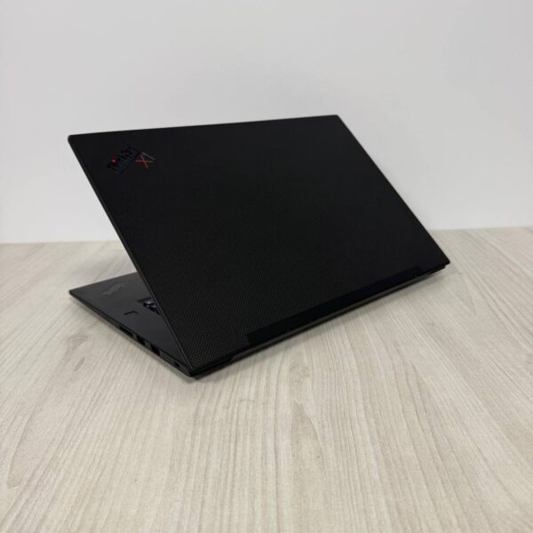 Ігровий ультрабук Б-клас Lenovo ThinkPad X1 Extreme Gen 3 / 15.6" (3840x2160) IPS / Intel Core i7-10850H (6 (12) ядер по 2.7 - 5.1 GHz) / 16 GB DDR4 / 512 GB SSD NVMe / nVidia GeForce GTX 1650 Max-Q, 4 GB GDDR6, 128-bit / WebCam - Зображення 6