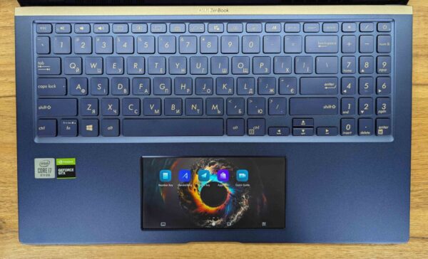 Ігровий ноутбук Asus ZenBook UX534F / 15.6" (1920x1080) IPS / Intel Core i7-10510U (4 (8) ядра по 1.8 - 4.9 GHz) / 16 GB DDR4 / 1000 GB SSD / nVidia GeForce GTX 1650, 4 GB GDDR5, 128-bit / WebCam / Windows 11 - Зображення 3