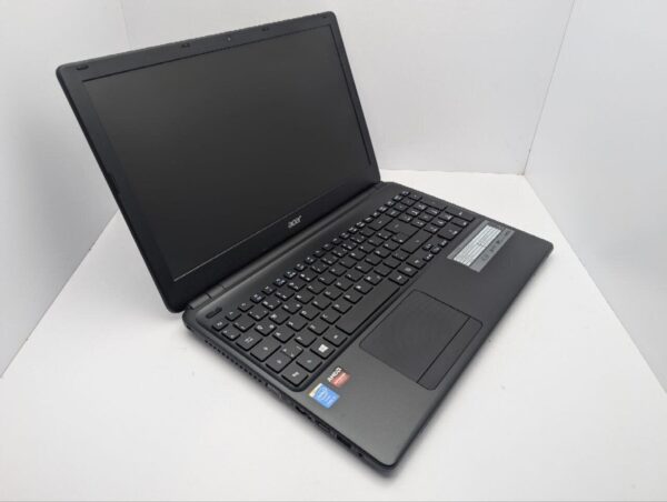 Ноутбук Acer Aspire E1-572G / 15.6" (1366x768) TN / Intel Core i5-4200U (2 (4) ядра по 1.6 - 2.6 GHz) / 8 GB DDR3 / 240 GB SSD / Intel HD Graphics 4400 / WebCam / DVD-ROM - Зображення 6