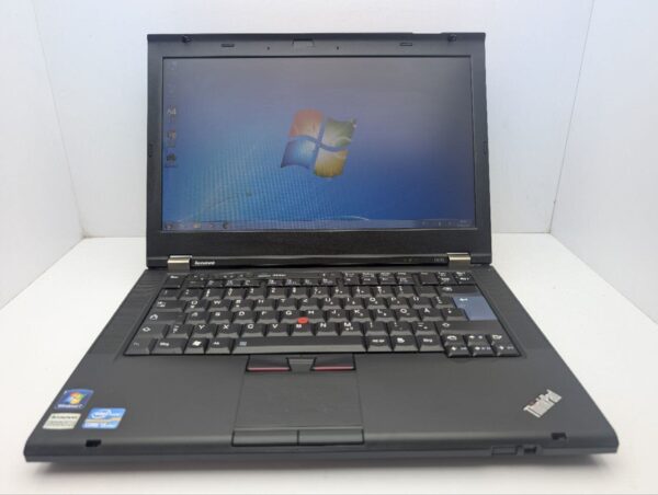 Ноутбук Lenovo ThinkPad T420 / 14" (1366x768) TN / Intel Core i5-2520M (2 (4) ядра по 2.5 - 3.2 GHz) / 6 GB DDR3 / 250 GB HDD / Intel HD Graphics 3000 / DVD-ROM - Зображення 2