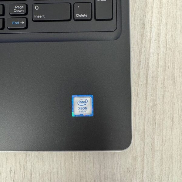 Мобільна робоча станція Dell Precision 7520 / 15.6" (1920x1080) IPS / Intel Xeon E3-1545M v5 (4 (8) ядра по 2.9 - 3.8 GHz) / 16 GB DDR4 / 512 GB SSD NVMe / nVidia Quadro M2200, 4 GB GDDR5, 128-bit - Зображення 8